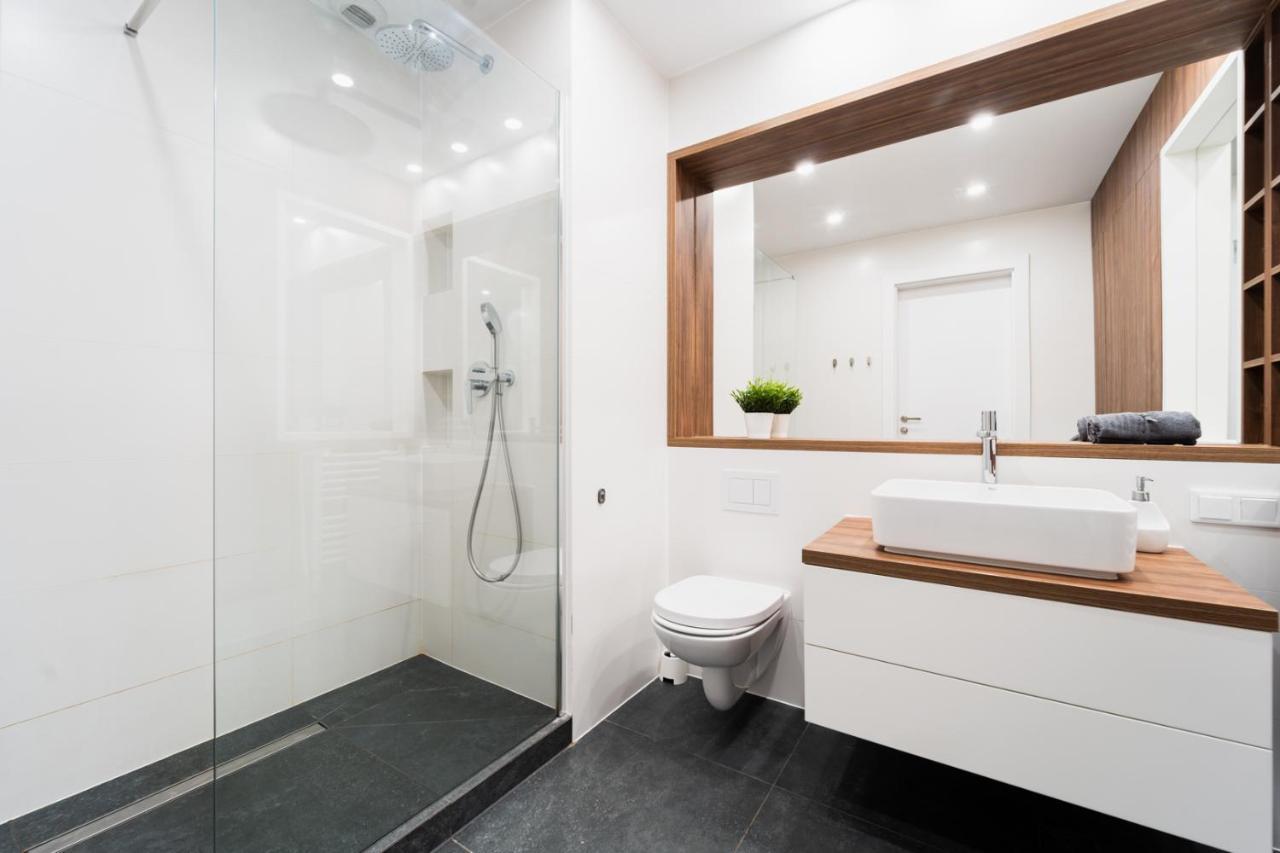 Big Apart - Atal Towers - 3 Rooms - Private Parking Place Breslavia Exterior foto