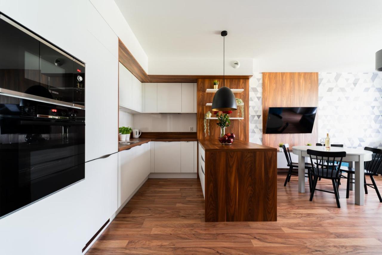 Big Apart - Atal Towers - 3 Rooms - Private Parking Place Breslavia Exterior foto